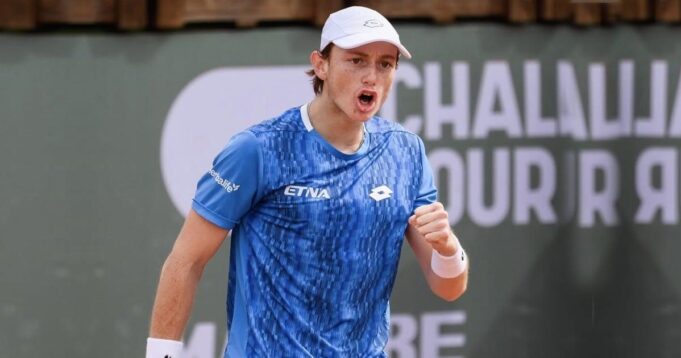 Ignacio Buse clasificó a semifinales del Challenger de Menorca en España