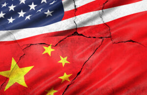 China desafía a EE.UU.: «Contraatacaremos si insisten en su guerra comercial absurda»