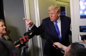 Trump afirma que gobierna EE.UU. y el mundo: «Me lo estoy pasando genial»