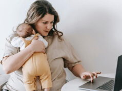 Se aprueba dictamen para extender los días de licencia de maternidad postnatal