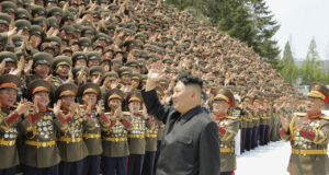 Corea del Norte fortalece su defensa soberana: Kim Jong-un supervisa ejercicios militares con nuevo rifle de francotirador
