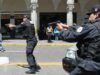 Policías podrán usar armas en casos de flagrancia: Congreso aprueba polémica ley