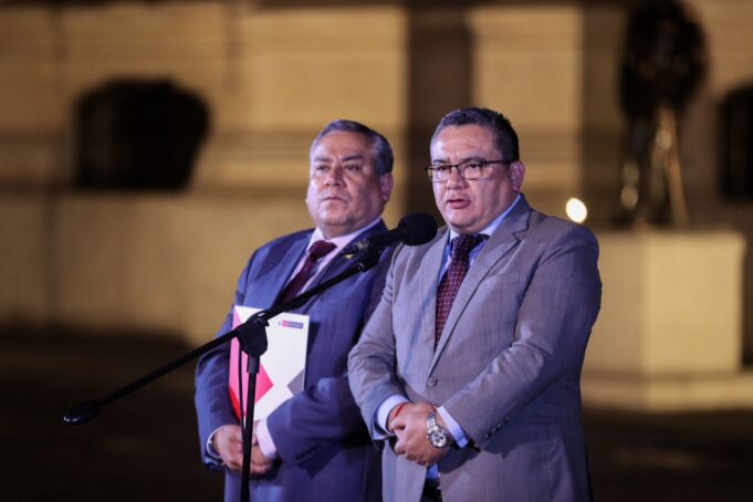 Adrianzén defiende nombramiento de Santiváñez «No es una provocación»