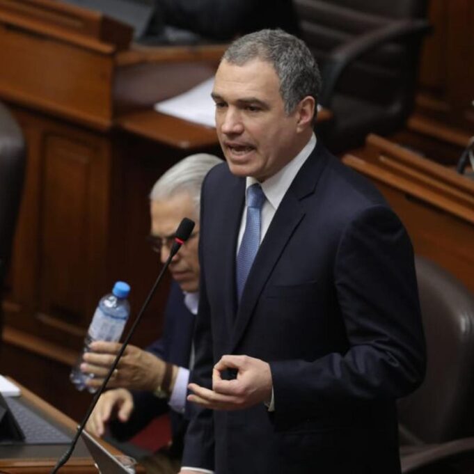 Jueces prepararían «medida cautelar irregular» a favor de Salvador del Solar