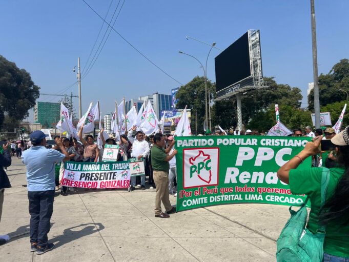 Militantes del PPC rechazan agravios de alcalde Rafael López Aliaga