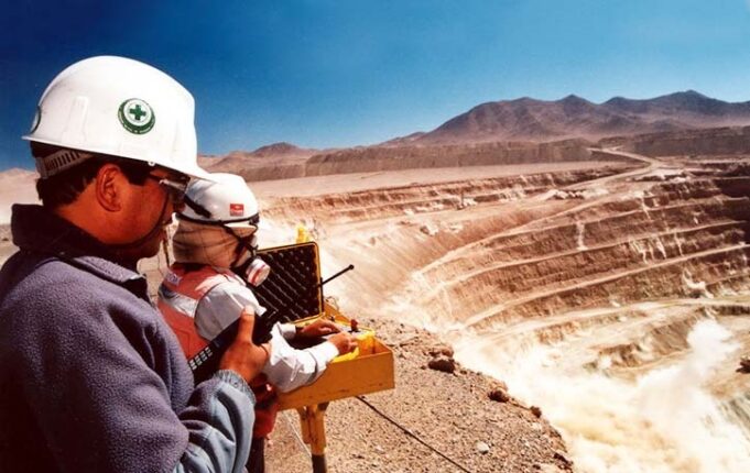 Perú refuerza estrategias para atraer inversiones mineras con enfoque en sostenibilidad hídrica