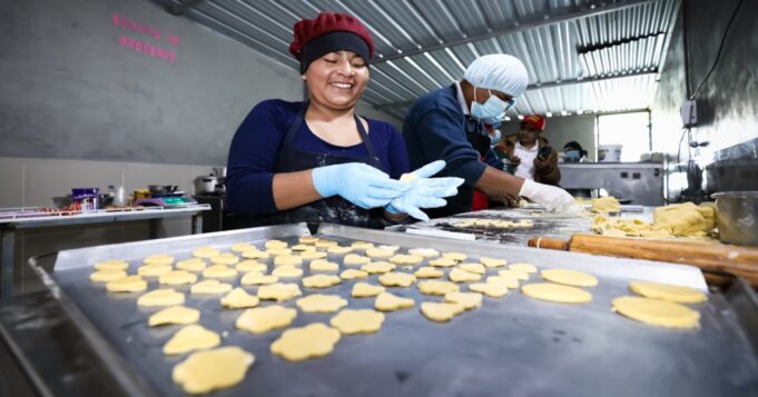 Midis genera más de 21 mil emprendimientos con el proyecto Haku Wiñay