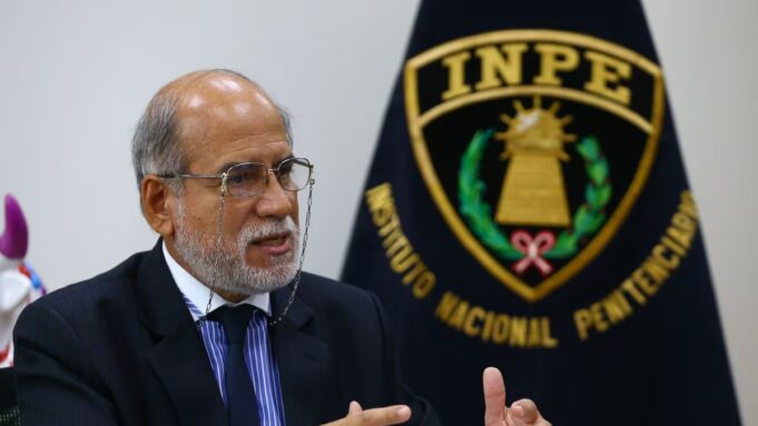INPE: Renuncia de Javier Llaque pone en evidencian fallas en el sistema penitenciario
