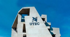 Tragedia en UTEC: docente pierde la vida tras caer desde un piso alto de edificio universitario
