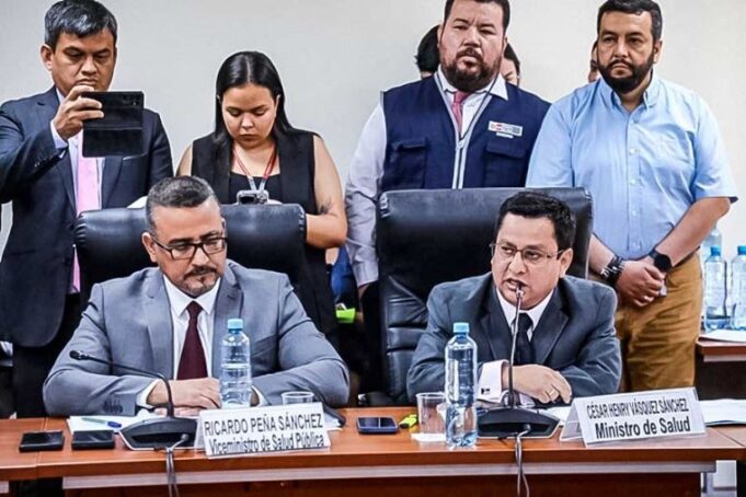 César Vásquez: “Minsa garantiza el abastecimiento y la calidad de los sueros fisiológicos”