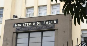 Minsa en el ojo de la tormenta por uso de suero sin registro sanitario