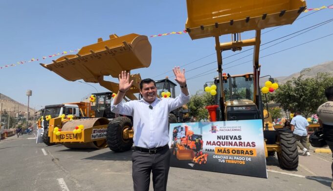 Municipalidad de Pachacámac adquiere maquinaria pesada para hacer obras en su distrito