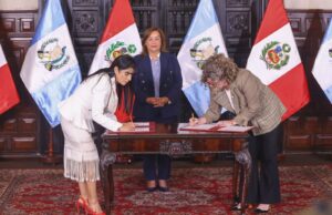¡Fin de la espera! Perú y Guatemala firman protocolo para activar TLC tras 12 años