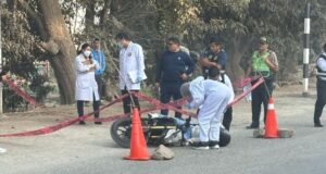 SANGRE EN SEMANA SANTA: Joven es acribillado por sicarios en Carabayllo