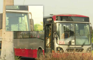 Balean bus del Corredor Rojo en plena ruta con pasajeros a bordo