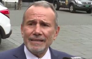 Canciller Schialer lamentó que vetaran el viaje de Boluarte