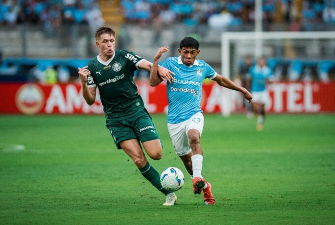 Cristal cayó ante Palmeiras 3-2 en un partidazo de la Libertadores en el Nacional