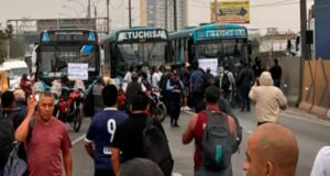 ‘Los Chinos’ bloquean la Panamericana Norte: en el sentido de norte a sur