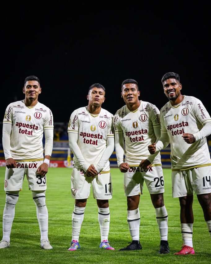 Universitario alcanzó la punta del Apertura con su victoria ante Binacional en Juliaca por 3-1