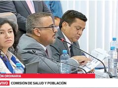 Ministro de Salud destituye en vivo a directora de la Digemid