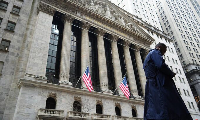 Wall Street cierra sus puertas a China: cuando el libre mercado tiene dueño