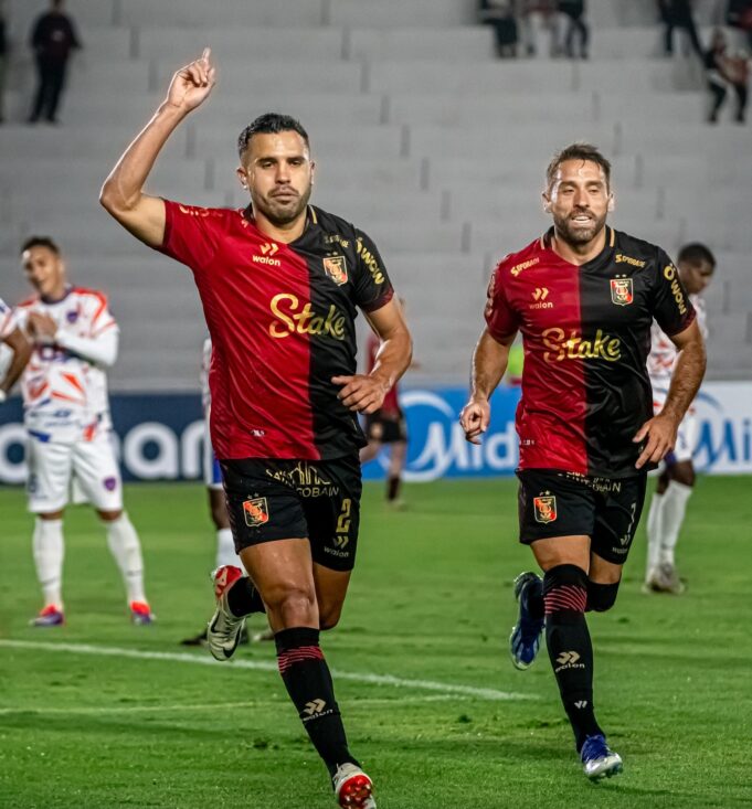 Melgar triunfó sobre Puerto Cabello de Venezuela 1-0 en Copa Sudamericana
