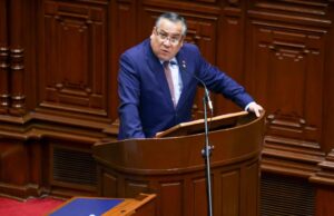 Gustavo Adrianzén estará esta tarde ante el Congreso para contestar el pliego interpelatorio