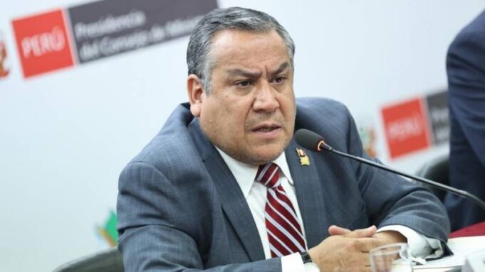 Adrianzén acepta renuncia de jefe del INPE