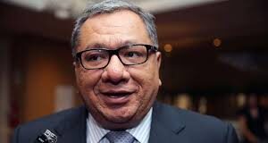 Anderson esquiva renuncia inmediata pese a escándalo: ‘Esperaré pruebas, pero no avalaré irregularidades