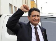 Vladimir Cerrón arremete contra Interbank: «La usura bancaria sigue chupándole la sangre al trabajador»