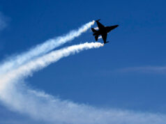 Pakistán cierra espacio aéreo ante creciente tensión con India