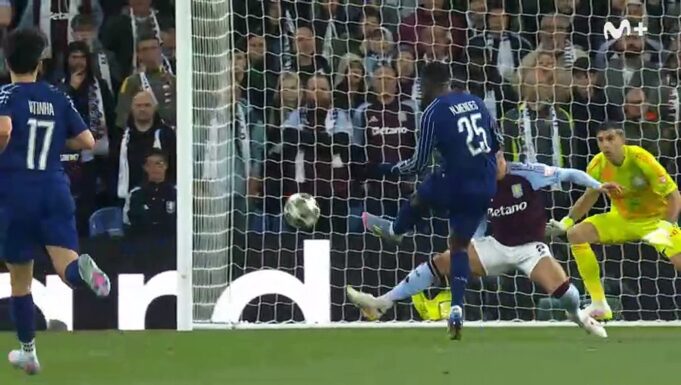 Barcelona y PSG clasificaron con susto a las semifinales de la Champions League