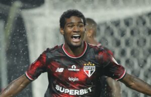 Sao Paulo derrotó a Libertad 2-0 en Paraguay y pasó a ser líder del Grupo “D” de Libertadores