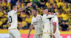 Universitario logró gran triunfo ante Barcelona en Guayaquil 1-0 con gol de Edison Flores