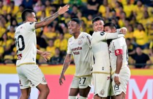 Universitario logró gran triunfo ante Barcelona en Guayaquil 1-0 con gol de Edison Flores