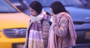 Lima rompe récord de frío antes del invierno, Senamhi advierte que bajas temperaturas se mantendrán el fin de semana