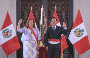 A la cuarta es la vencida: Dina Boluarte juramenta nuevo gabinete ministerial liderado por Eduardo Arana