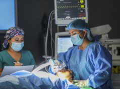 EsSalud incrementó en 26.4% el número de cirugías de alta complejidad en primer trimestre de 2025