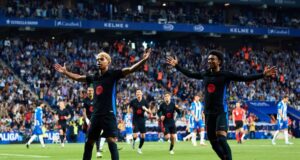 Barcelona se proclamó campeón de la Liga de España al vencer a Espayol 2-0 con dos fechas de antelación