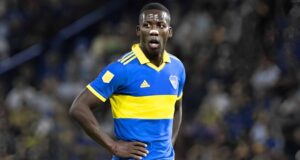 Luis Advíncula se lesionó y Boca Juniors lo pierde para los playoffs ante Lanús