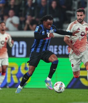 Atalanta aseguró cupo a próxima Champions League al derrotar a la Roma 2-1