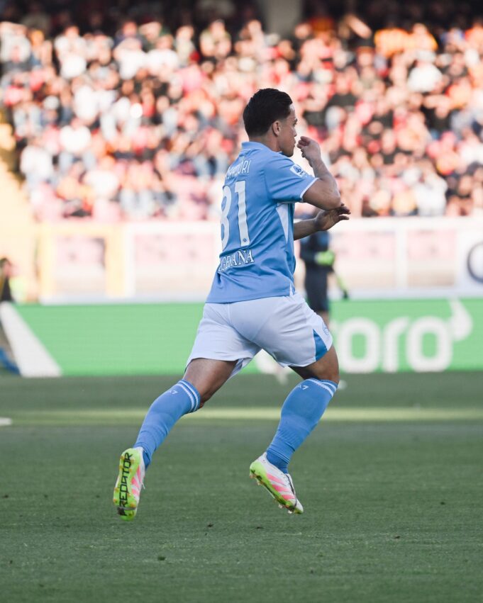 Nápoles le ganó al Lecce 1-0 y sigue en la cima de la Serie «A» del Calcio Italiano