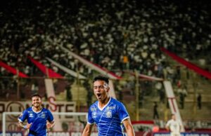 Alianza Atlético le quitó el invicto en el Monumental a líder Universitario derrotándolo 1-0