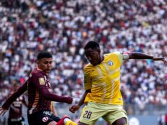 Universitario dejó de ser líder del Apertura al caer 2-0 con Juan Pablo II en el Nacional
