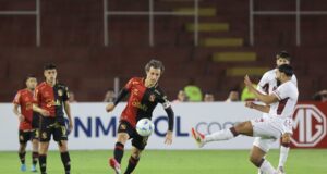 Melgar va por lograr la clasificación a repesca de Sudamericana visitando a Vasco da Gama