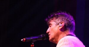 GUILLERMO DÁVILA REGRESA A LIMA: UNA NOCHE PARA CANTAR, RECORDAR Y VOLVER A SENTIR