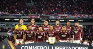 Universitario clasifica a octavos de la Copa Libertadores tras empatar con River Plate