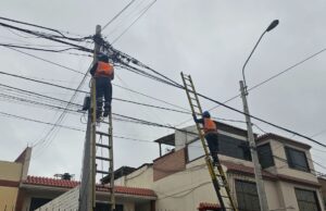 ¡Fuera cables en desuso! Pueblo Libre apuesta por una ciudad más limpia, segura y moderna