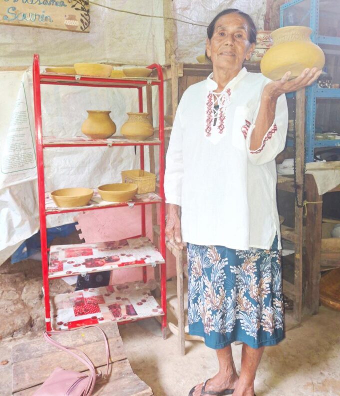 Pensión 65: conoce a la artesana de San Martín que sacó adelante a sus 8 hijos con una gran habilidad ancestral