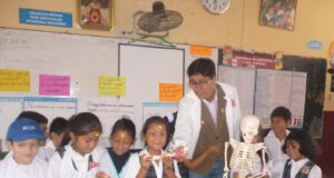 Direcciones Regionales de Educación evalúan a candidatos a Palmas Magisteriales